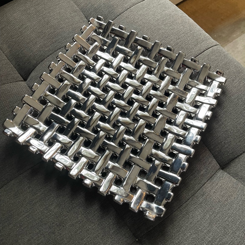 DecMode silver basketweave platter/serving plate Wicker-like design-shiny finish